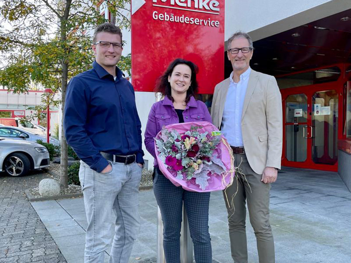 Gratulation zum bestandenen Fernstudium zur Steuer- und Rechtsbetriebswirtin